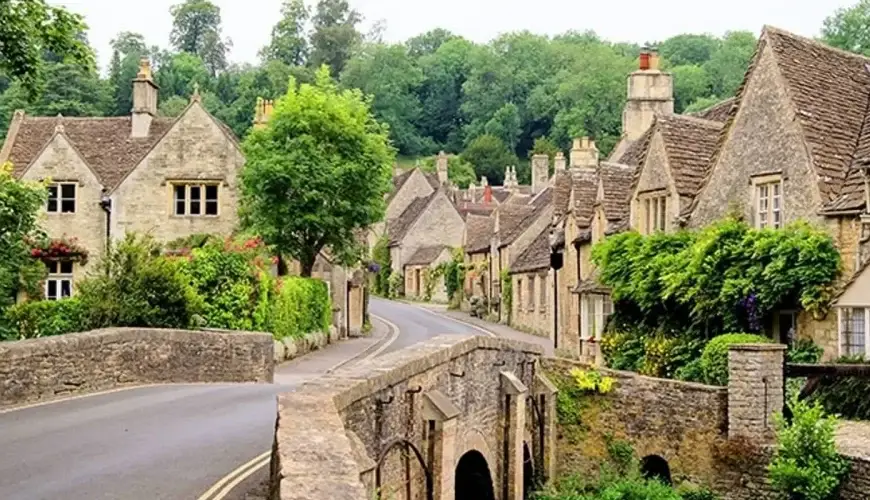 Discover the chocolate box-pretty Cotswolds