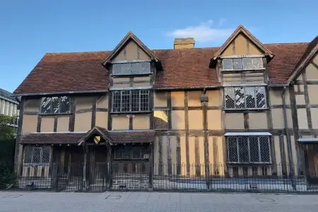 Home of The Bard – Explore Stratford upon Avon
